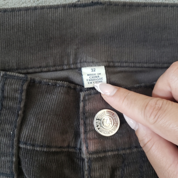 Levi's Corduroy Jean - Picture 3 of 12